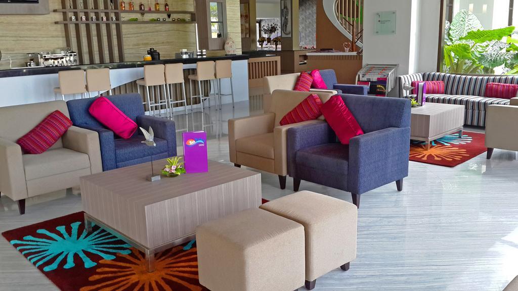 Mercure Palu Eksteriør billede