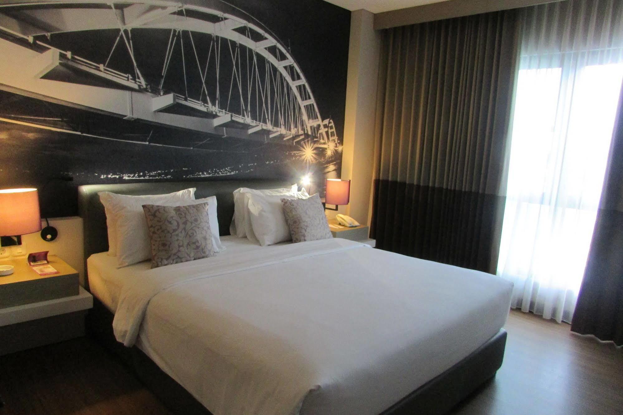 Mercure Palu Eksteriør billede